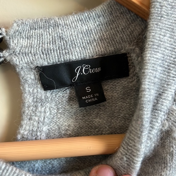 J Crew Heather Grey Sweater AB805 - Picture 3 of 3